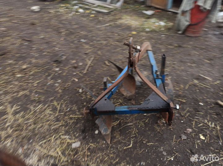 Плуг двукорпусной