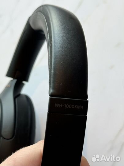 Наушники Sony WH-1000XM4
