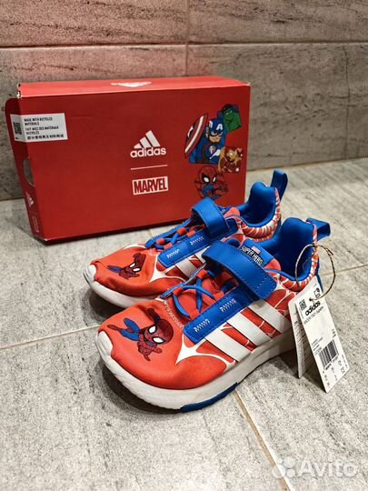 Кроссовки adidas super hero