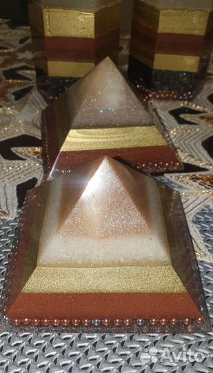 Пирамида мощный оргонит
