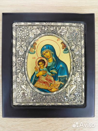 Иконы в серебрянном окладе