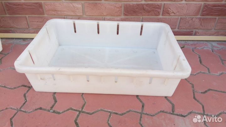 Ящик пластиковый