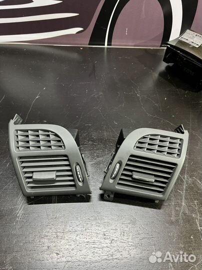 Дефлектор воздушный салонный mercedes w211