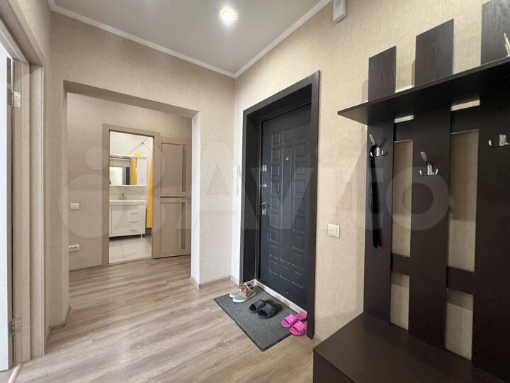 2-к. квартира, 63 м², 3/17 эт.