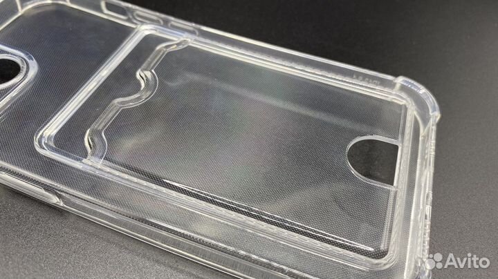 Чехол на iPhone 13 с кармашком