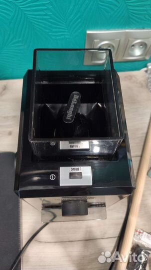 Кофемолка De'Longhi KG 89