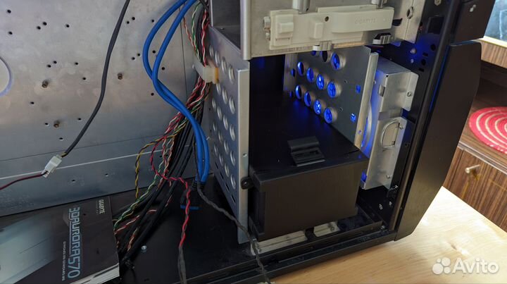 Корпус для пк Gigabyte 3D Aurora 570