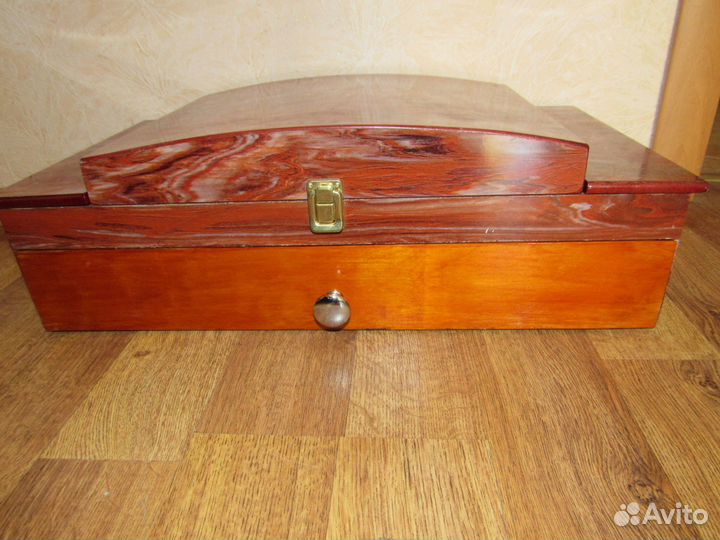 Органайзер для хранения украшений и косметики