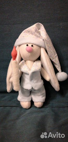 Интерьерный зайчик символ нового года (тильда)