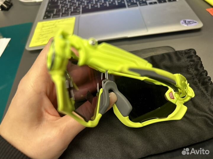 Спортинвые очки Oakley JawBreaker