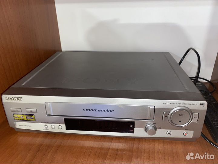 Видеомагнитофон