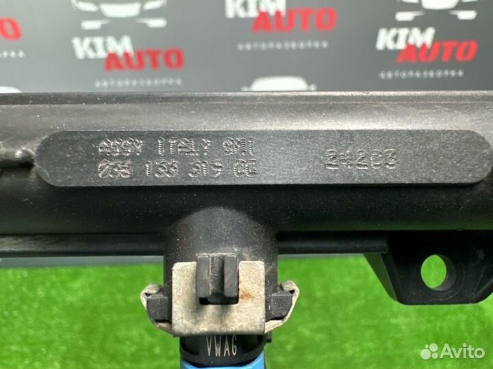 Топливная рейка с форсунками Volkswagen Polo 5 1.6