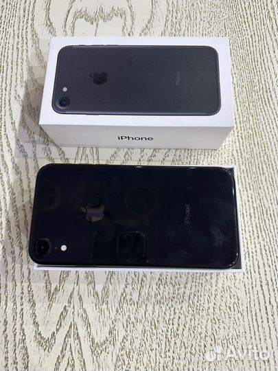 Телефон iPhone 10