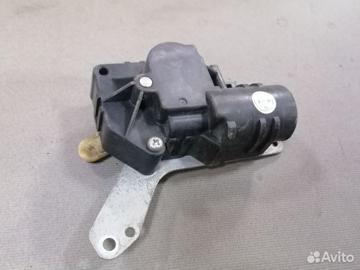 Моторчик заслонки отопителя Nissan Almera N15 1997