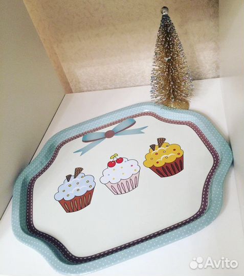 Поднос с кексами Новый