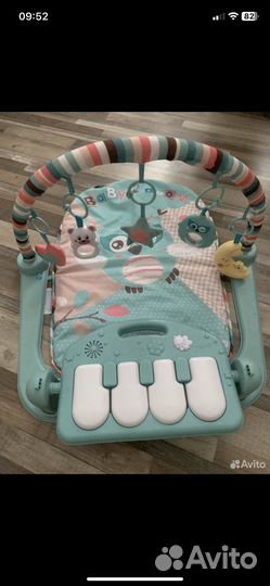 Развивающий коврик с пианино