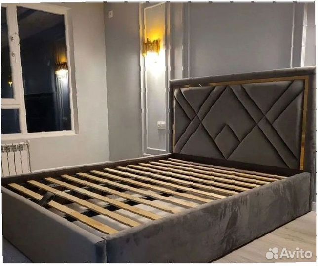 Кровать двуспальная мягкая на заказ