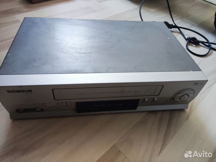 Видеомагнитофон