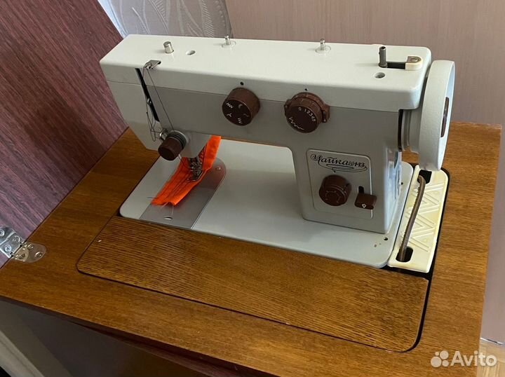 Швейная машинка стол 