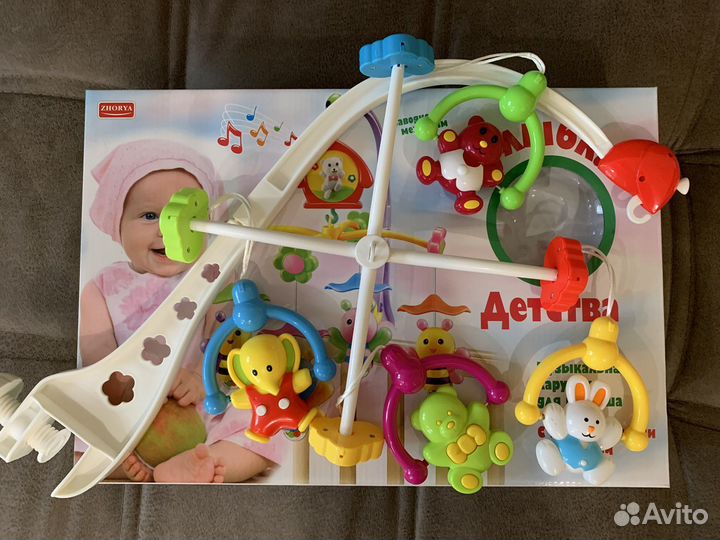 Мобиль на детскую кроватку