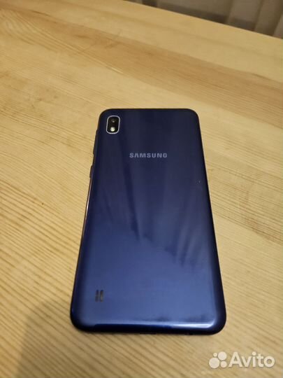 Samsung Galaxy A10, 2/32 ГБ