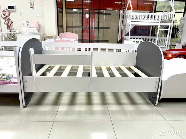 Кровать детская подростковая (магазин)