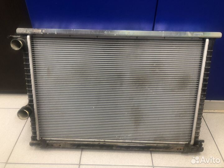 316300130101031 Радиатор охлаждения на УАЗ патриот
