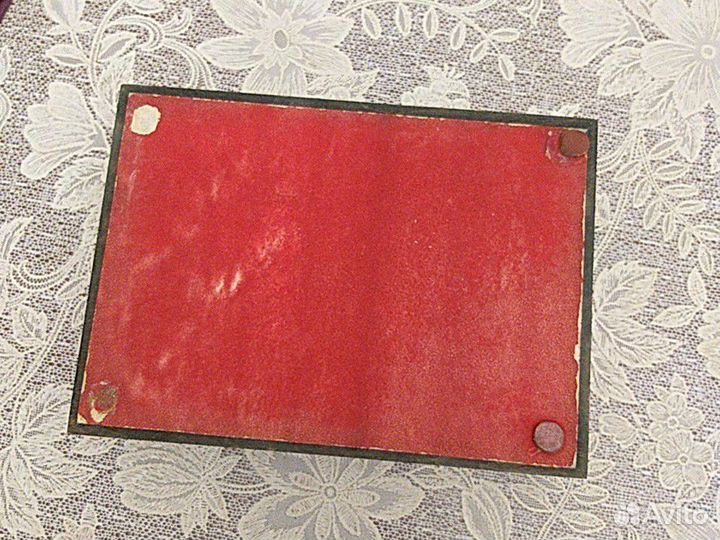 Винтажная лаковая шкатулка