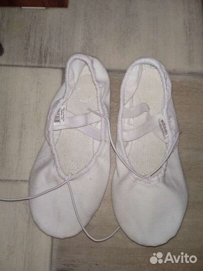 Гимнастический купальник новый 134-140 +чешки