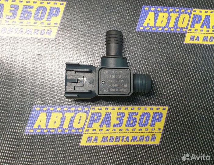 Датчик давления тормозной системы Opel Astra J