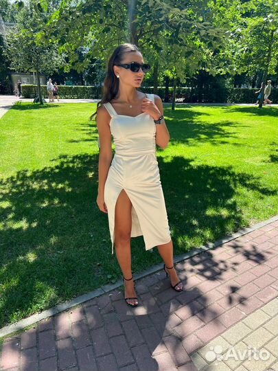 Вечернее платье 42 белое