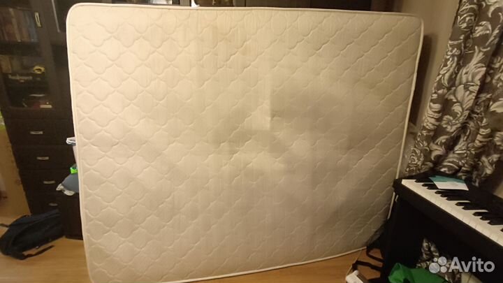 Матрас 160х200 бу