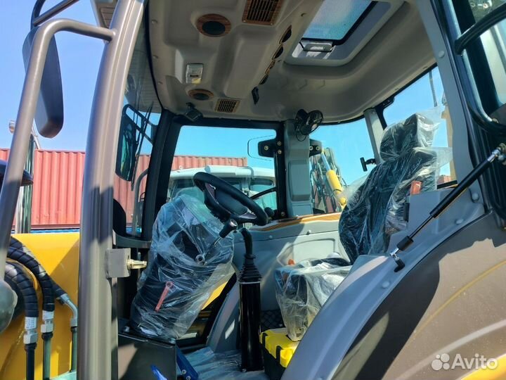 Экскаватор-погрузчик JCB 3CX Contractor, 2023