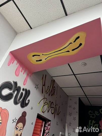 Портреты, картины, роспись стен