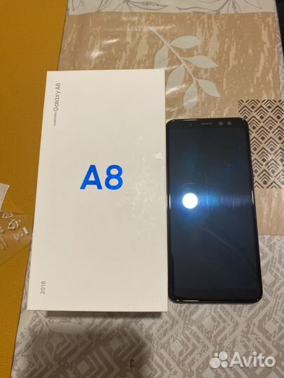 Samsung Galaxy A8 (2018), 4/32 ГБ