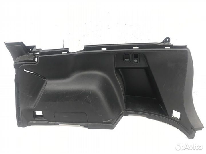 Обшивка багажника правая Subaru Forester SH5 EJ204