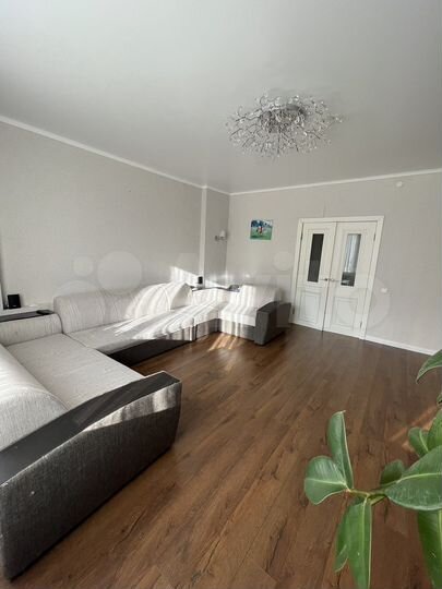 3-к. квартира, 99,5 м², 3/9 эт.