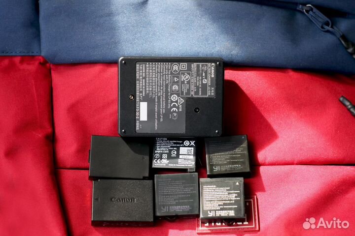 Canon LP-E10 аккумуляторы, Canon LC-E5 зарядник