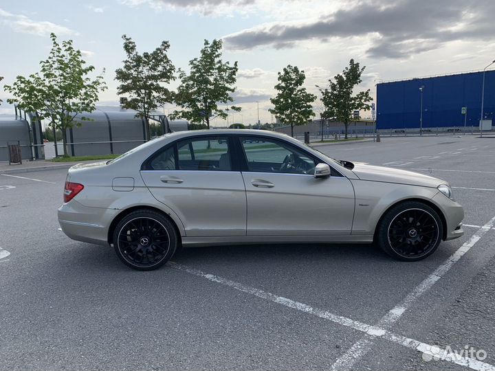 Mercedes-Benz C-класс 1.8 AT, 2011, 263 000 км