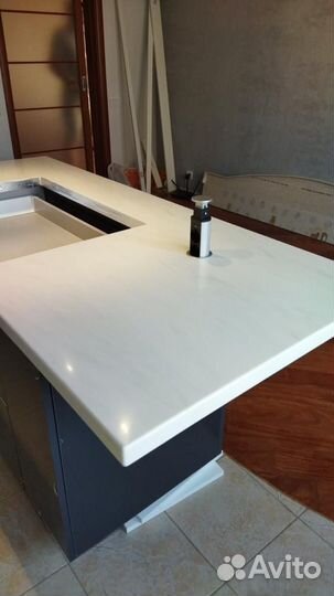 Столешница из акрила (камня)