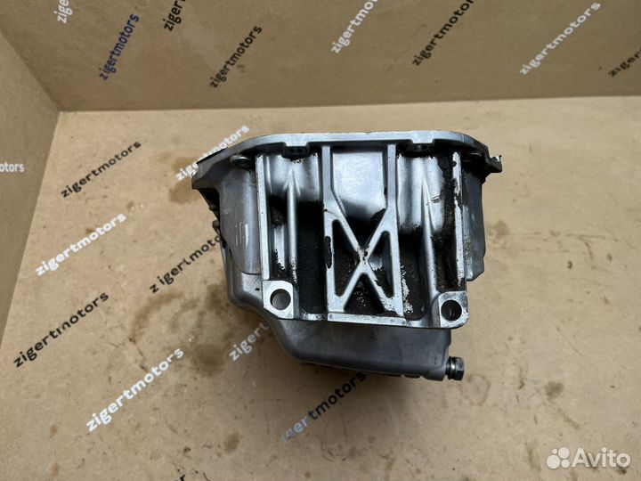 Масляный поддон двигателя VAG