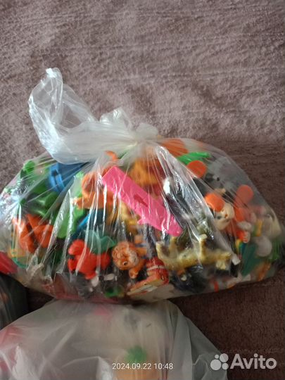 Игрушки киндер, в доставке