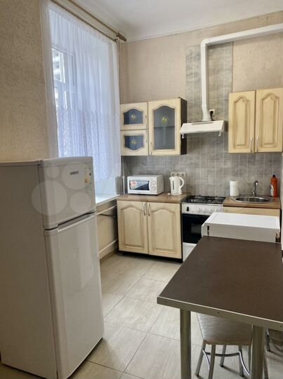 2-к. квартира, 50 м², 2/4 эт.