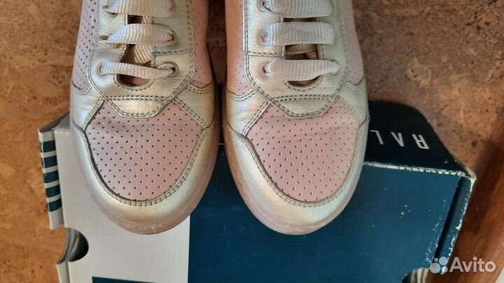 Кроссовки для девочки 36 р. Ralf ringer нат.кожа