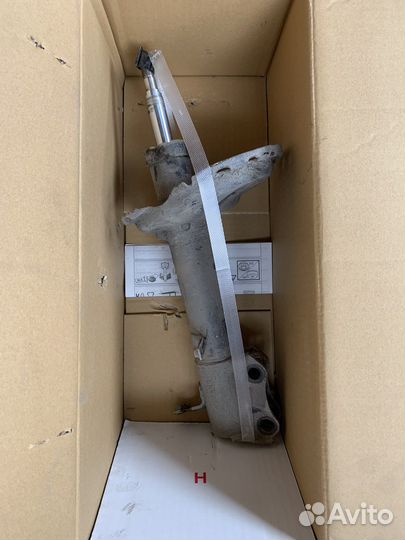 Стойки KYB Lexus rx330