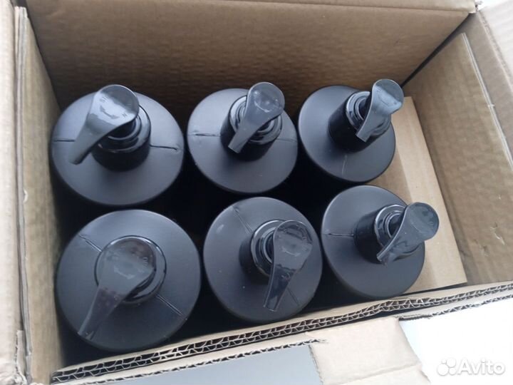 Флакон Пнд 400 мл с дозатором, черные