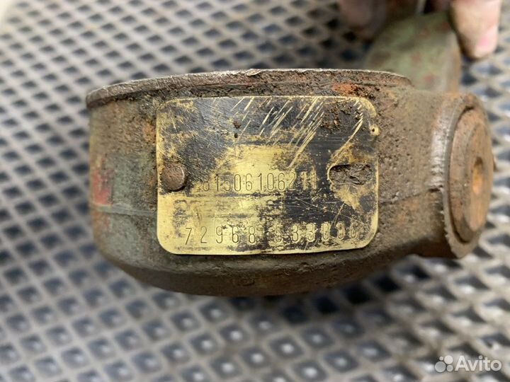 Трещётка тормозная левая