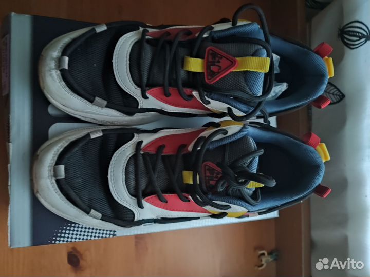 Кроссовки Fila 40 размер