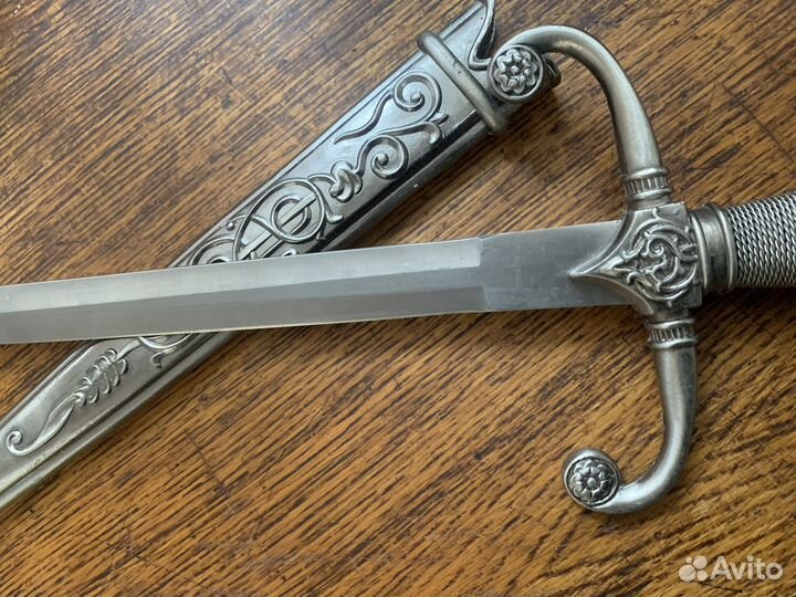 Сувенир подарочный кинжал