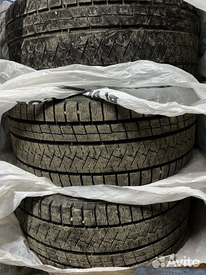Triangle Snowlink PL02 275/40 R20
